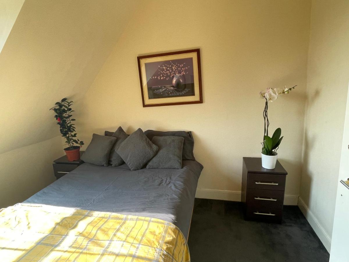 Vibrant & Cosy London Apartment Near Wembley Екстериор снимка